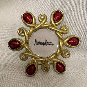 Jay Strongwater Neiman Marcus Crystal Red Cabochon Wreath Brooch